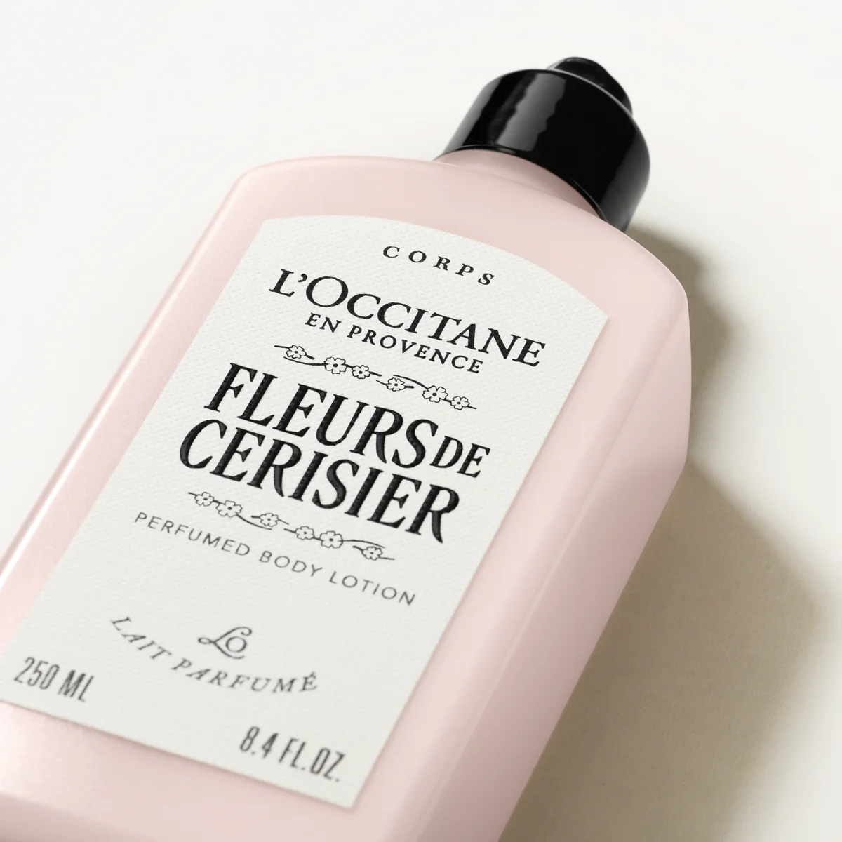 Leche Corporal Shimmering Fleurs de Cerisier (Antes Flor de Cerezo) 250ml - Image 2